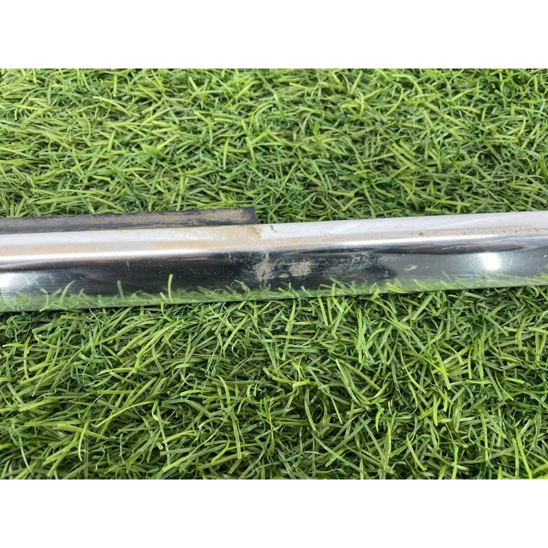 Молдинг стекла (кузов и элементы) PEUGEOT 607 1 2002 3.0i V6 9334J9