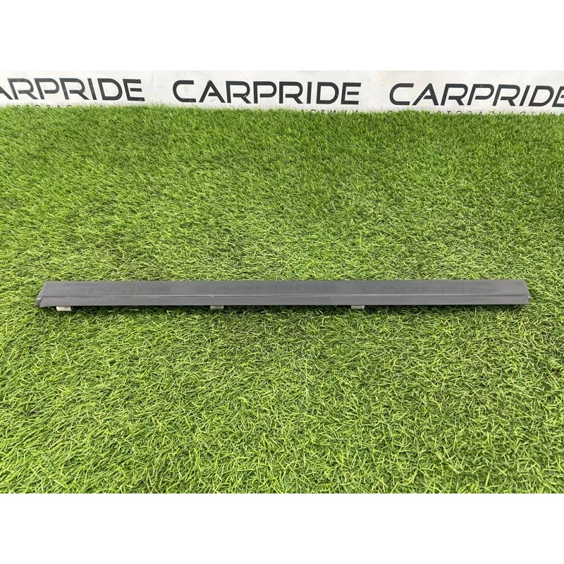 Молдинг двери внешний (кузов и элементы) LAND ROVER Range Rover P38 1996 4.6 Lucas BTR2893