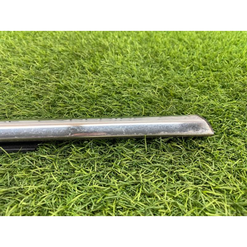 Молдинг стекла (кузов и элементы) Hyundai Sonata YF 832103S000