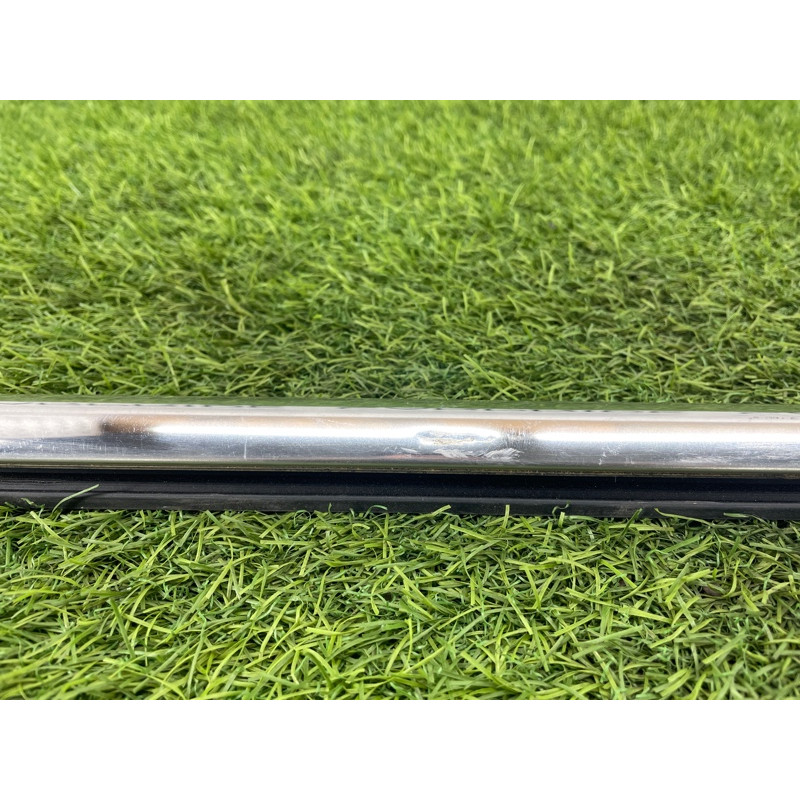 Молдинг стекла (кузов и элементы) Hyundai Sonata YF 832103S000