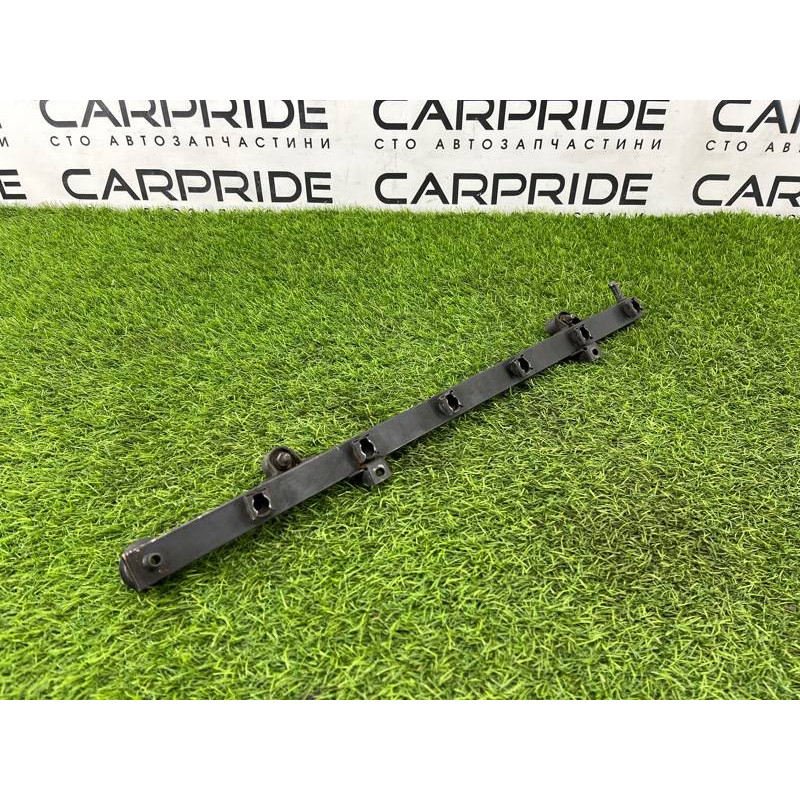 Топливная рампа (топливная система) BMW 7-series E32 1990 M70b50 13531718399