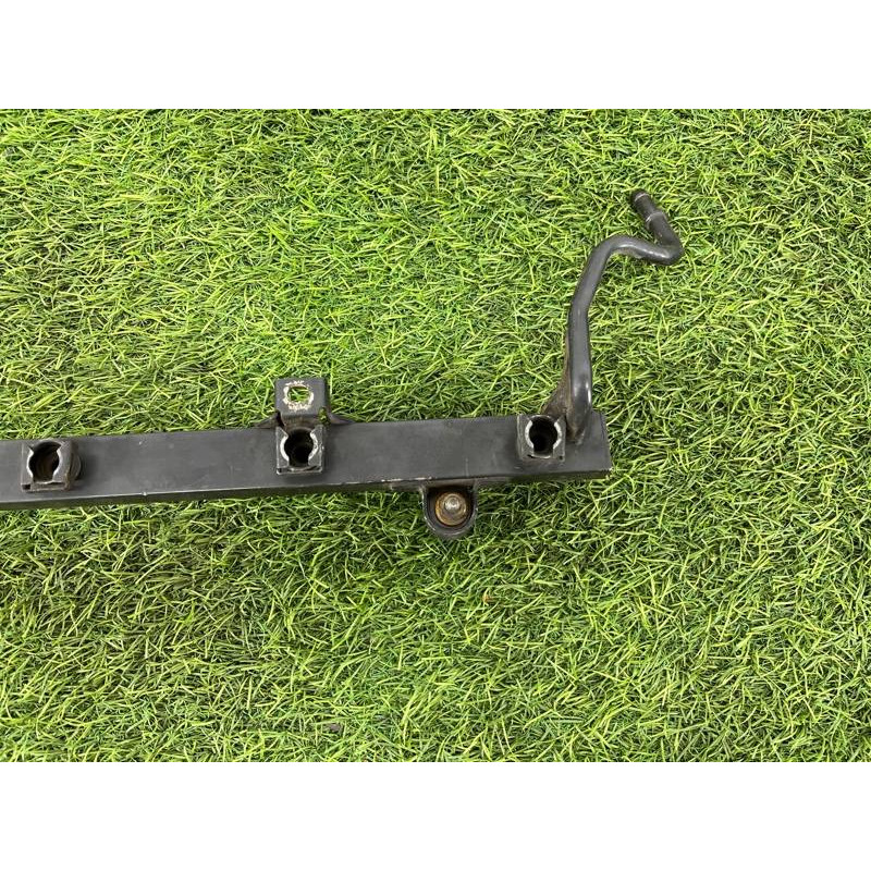 Топливная рампа (топливная система) BMW 7-series E32 1990 M70b50 13531736382