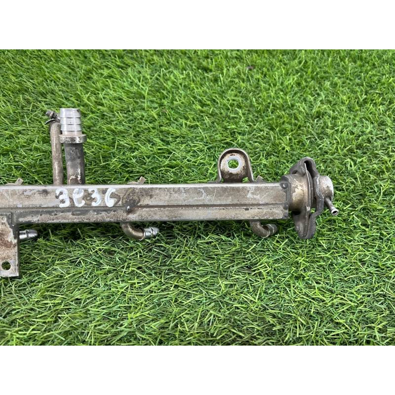 Топливная рампа (топливная система) BMW 3-series E36 1996 M43b16 13531247904