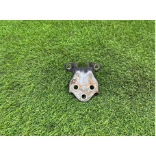 Петля двери