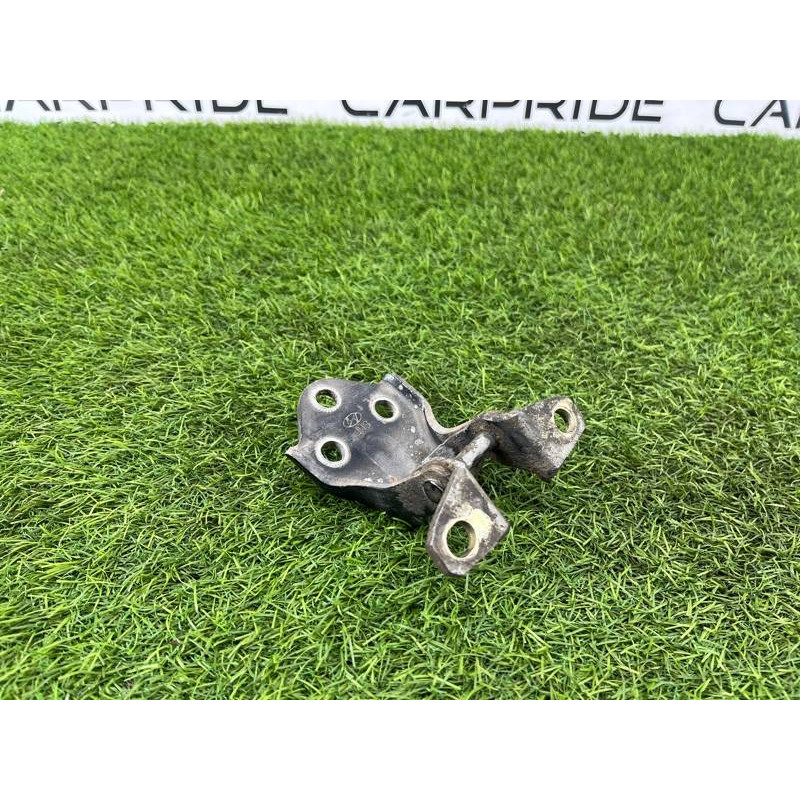Петля двери (кузов и элементы) Hyundai Santa Fe SM 2005 2.0 7931026000
