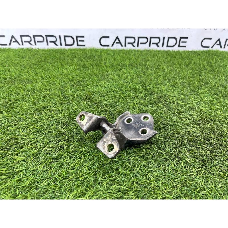 Петля двери (кузов и элементы) Hyundai Santa Fe SM 2005 2.0 7931026000