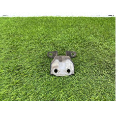 Петля двери