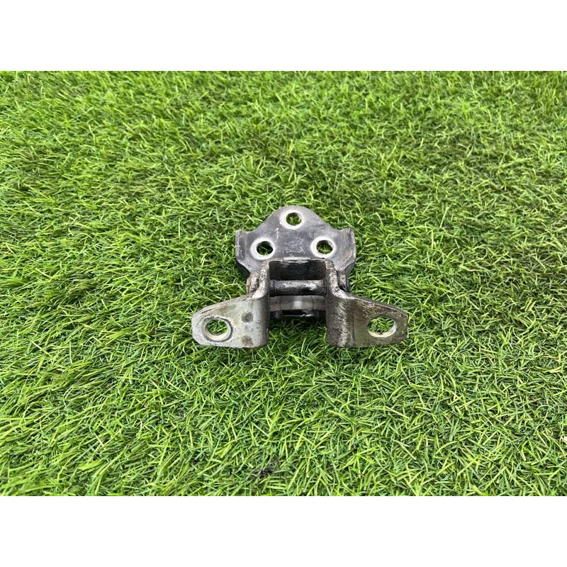 Петля двери (кузов и элементы) Hyundai Santa Fe SM 2005 2.0 7931026000