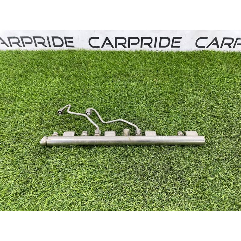 Топливная рампа (топливная система) BMW 5-series F10 2013 N63B44 13537547600