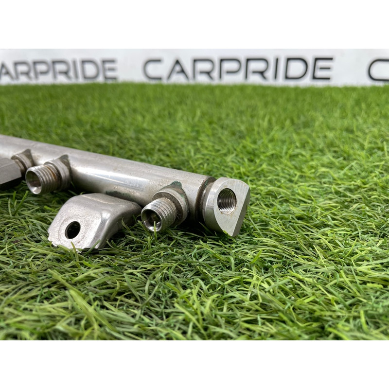 Топливная рампа (топливная система) BMW 5-series F10 2013 N63B44 13537547600