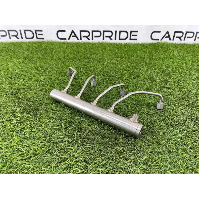 Паливна рампа (паливна система) BMW 3-series F30 2013 N26B20 13537585411