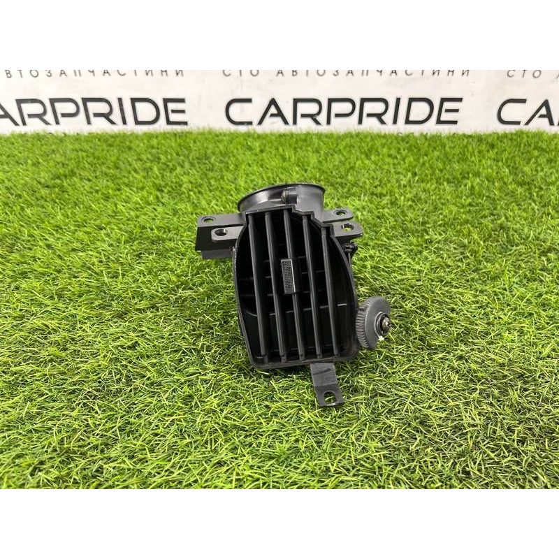 Дефлектор воздуховода (салон) Hyundai Santa Fe SM 2005 2.0 8235426010