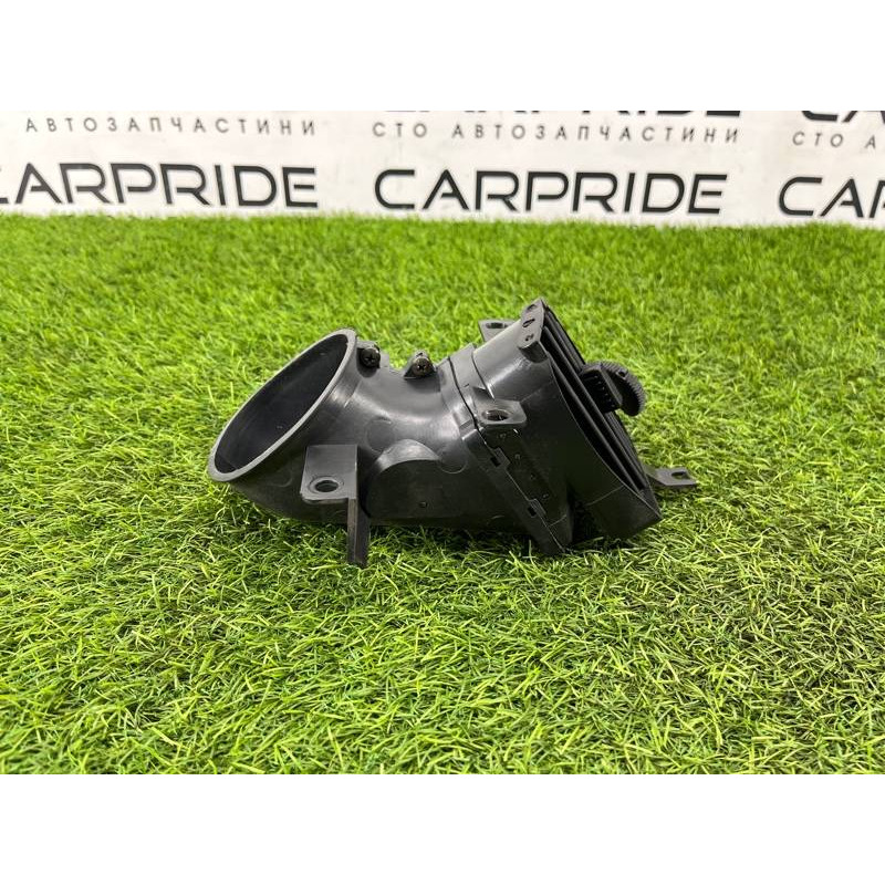 Дефлектор воздуховода (салон) Hyundai Santa Fe SM 2005 2.0 8235426010