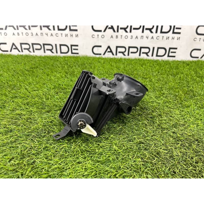 Дефлектор воздуховода (салон) Hyundai Santa Fe SM 2005 2.0 8235426010