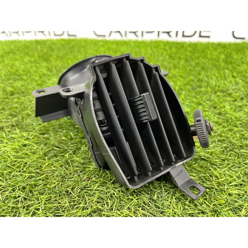 Дефлектор воздуховода (салон) Hyundai Santa Fe SM 2005 2.0 8235426010