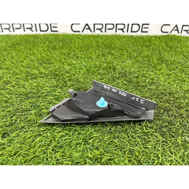 Молдинг двери (уголок) внутренний (кузов и элементы) Hyundai Santa Fe SM 2005 2.0 8766026000YD