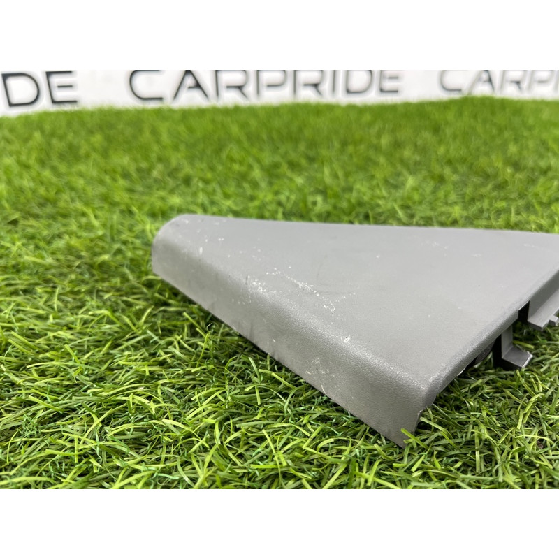 Молдинг двери (уголок) внутренний (кузов и элементы) Hyundai Santa Fe SM 2005 2.0 8765026000YD