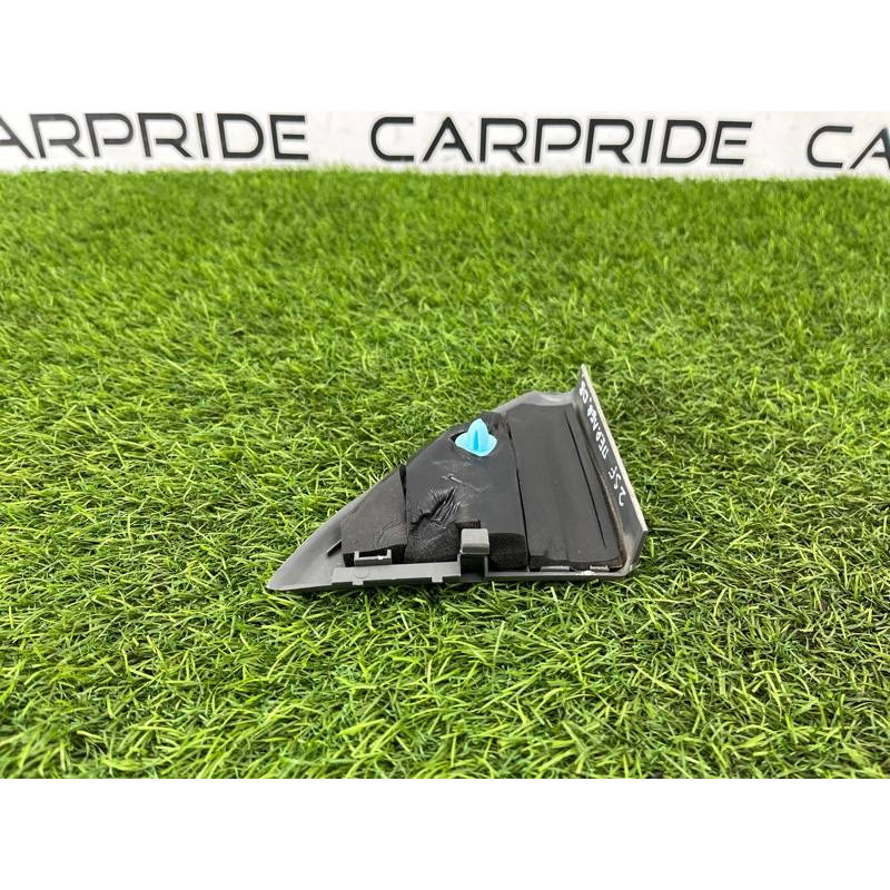 Молдинг двери (уголок) внутренний (кузов и элементы) Hyundai Santa Fe SM 2005 2.0 8765026000YD