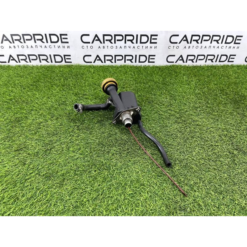 Направляющая масляного щупа (двигатель и элементы) Renault Megane 3 2011 1,5 dCi (K9K837) 8200140763