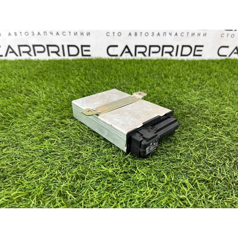 Блок управления круиз-контролем (электрика / блок управления) Mercedes-Benz E-class W124 1990 3.2 A0235452132