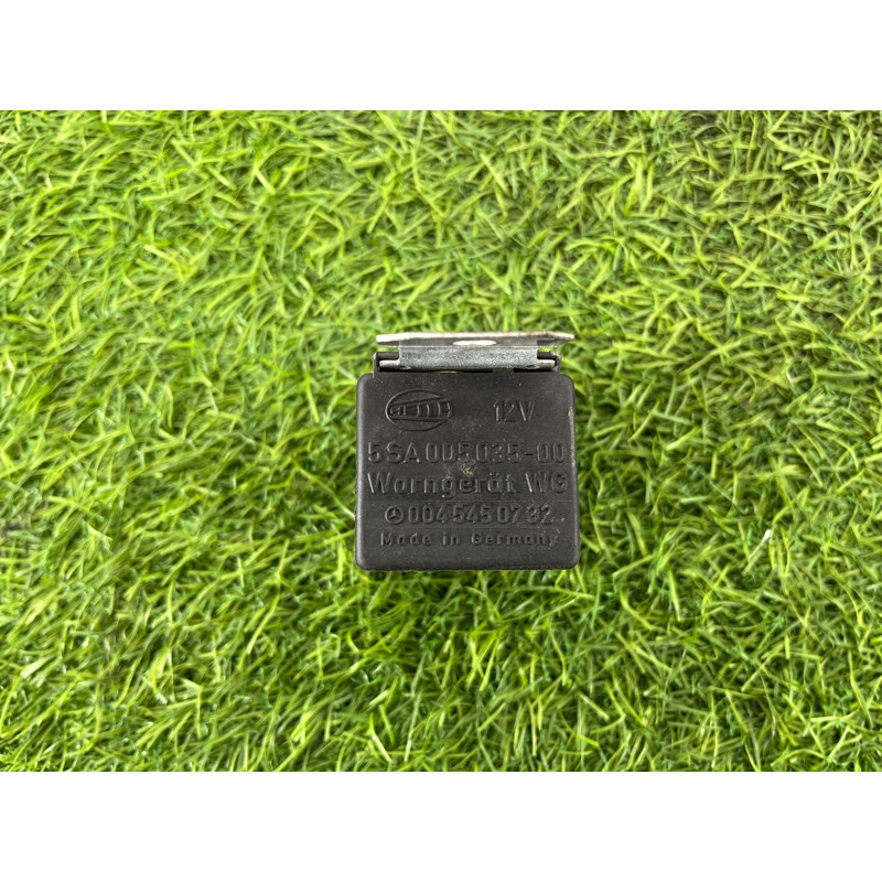 Реле (электрика) Mercedes-Benz E-class W124 1990 3.2 A0045450732