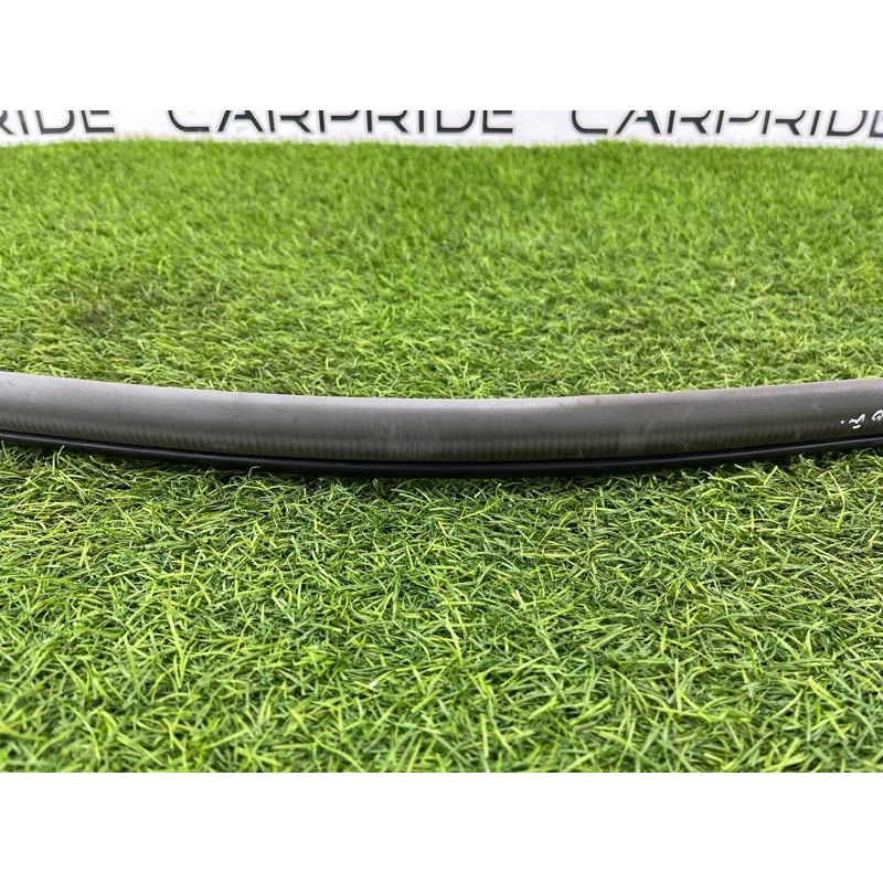 Уплотнитель (кузов и элементы) Hyundai Santa Fe SM 2005 2.0 8211026000YD