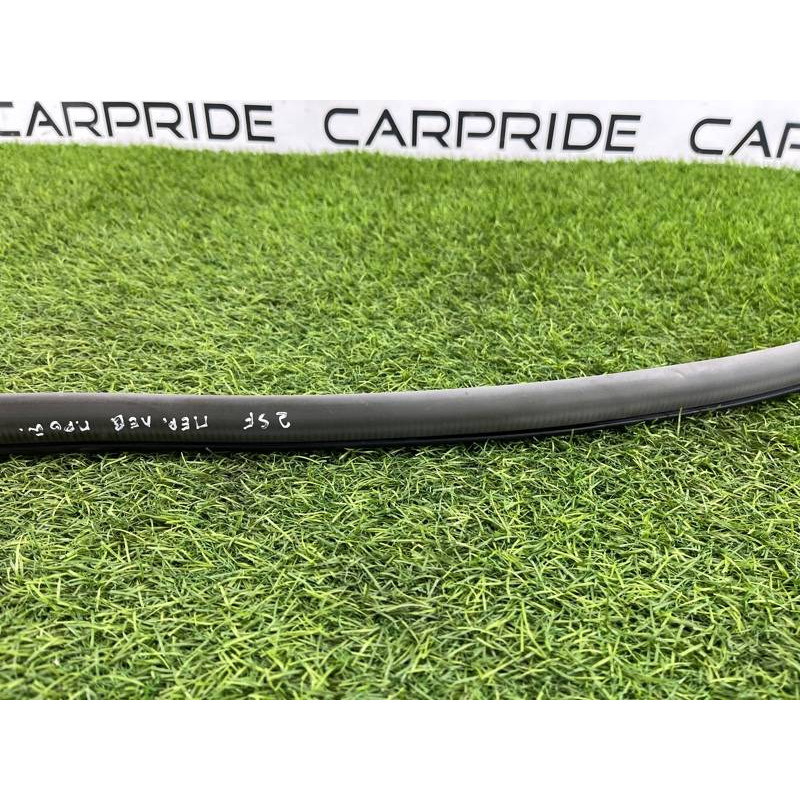 Уплотнитель (кузов и элементы) Hyundai Santa Fe SM 2005 2.0 8211026000YD