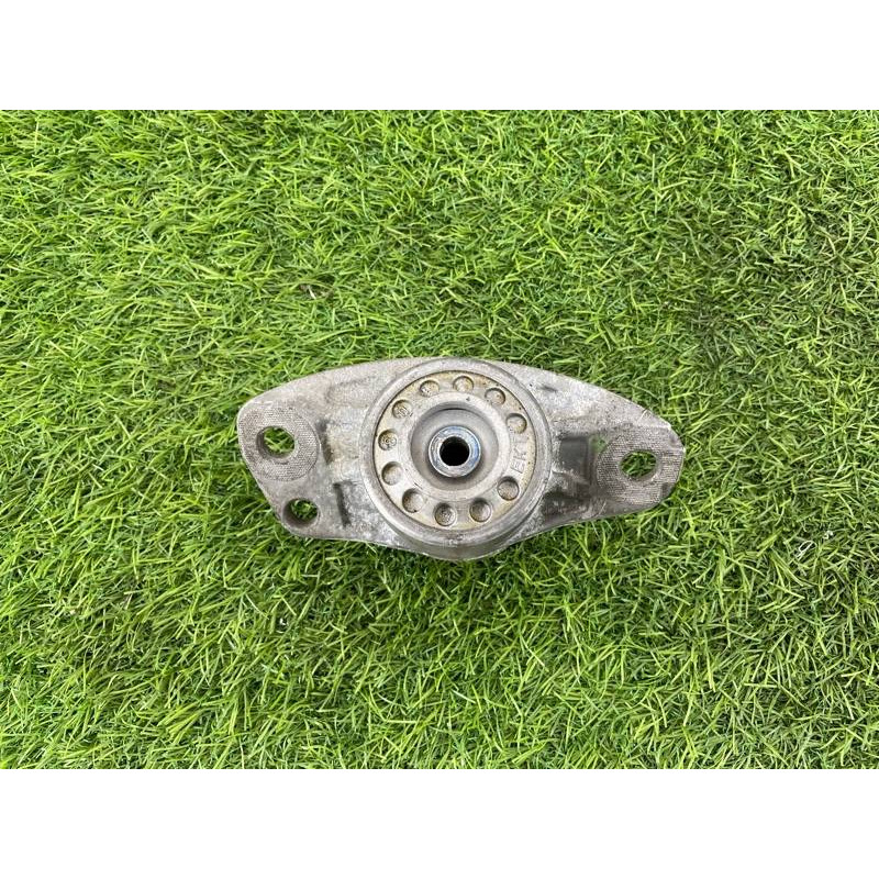 Опора стойки (подвеска) Volkswagen Passat B8 2016 1.8 3C0513353E