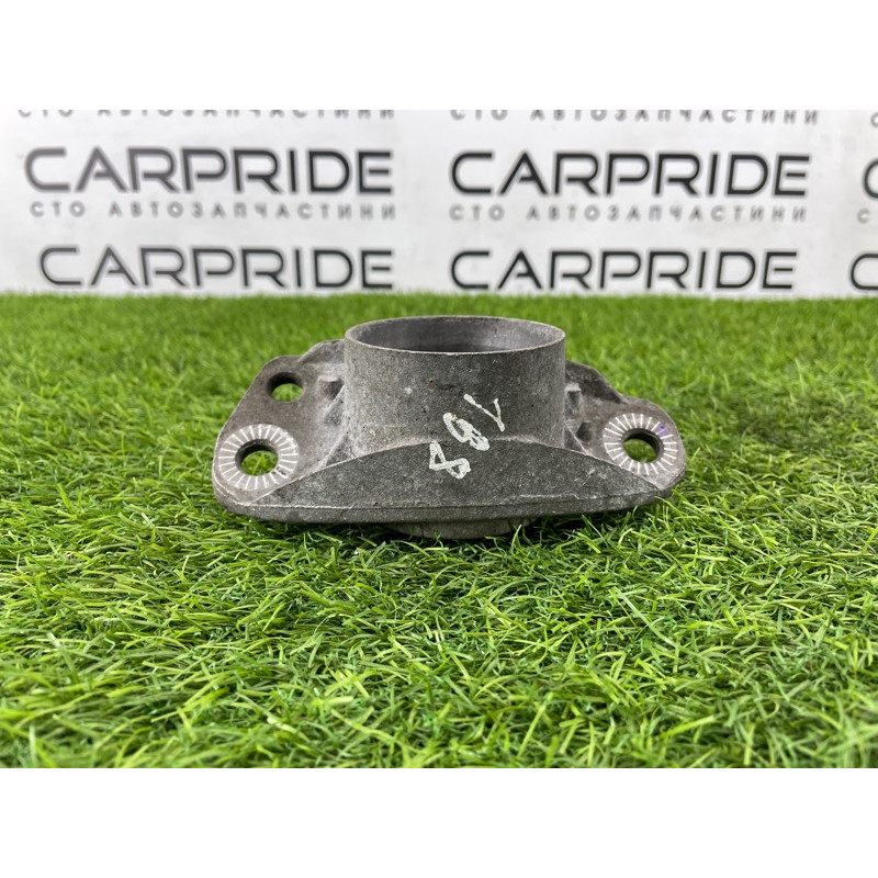 Опора стойки (подвеска) Volkswagen Passat B8 2016 1.8 3C0513353E