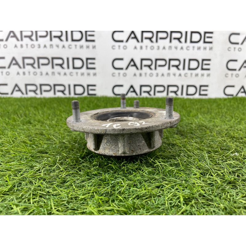 Опора стійки (підвіска) BMW 3-series E92 2010 3.0 N54 31336775097