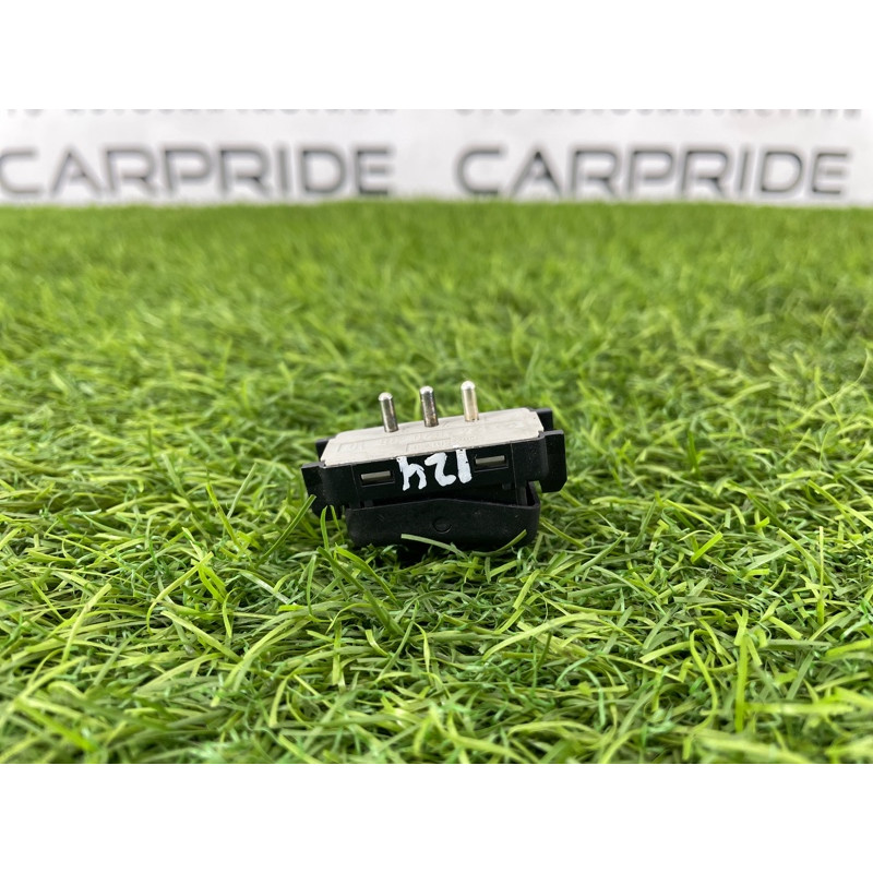 Кнопка освещения салона (электрика / кнопки) Mercedes-Benz E-class W124 1990 3.2 A1248209810