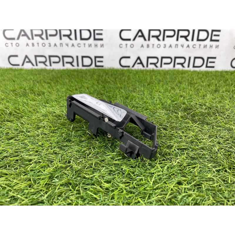 Ручка дверей внутрішня (салон) Mercedes-Benz E-class W124 1990 3.2 A1247600661