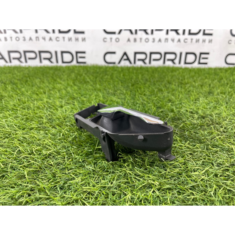 Ручка дверей внутрішня (салон) Mercedes-Benz E-class W124 1990 3.2 A1247600661