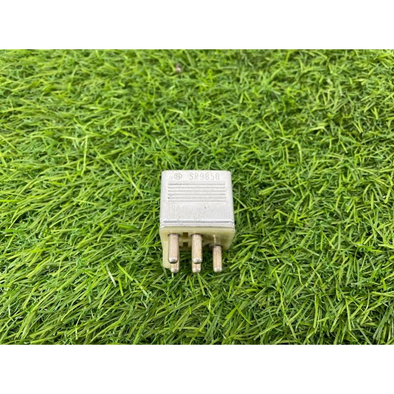 Реле (электрика) Mercedes-Benz E-class W124 1990 3.2 A0015420219
