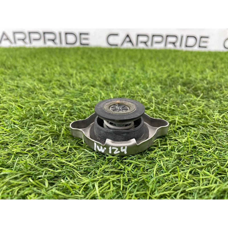 Крышка расширительного бачка (система охлаждения) Mercedes-Benz E-class W124 1990 3.2 A1245000406