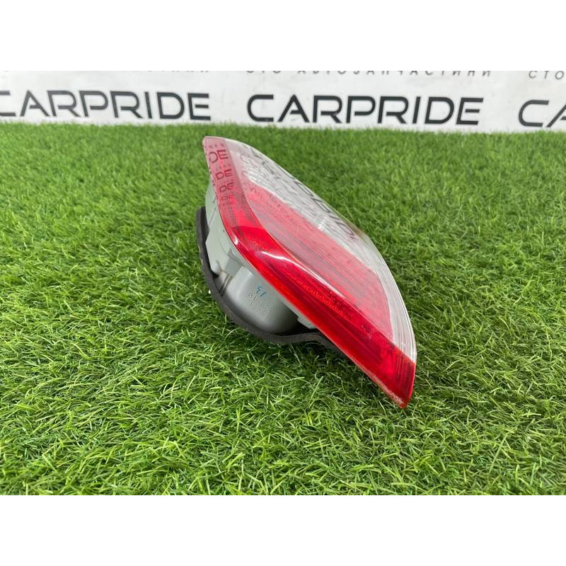 Задний фонарь (оптика) Toyota Camry 40 8159106350