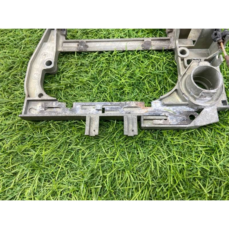 Кронштейн ручки двери (кузов и элементы) BMW 7-series E38 51218245344