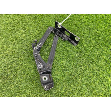 Петля багажника