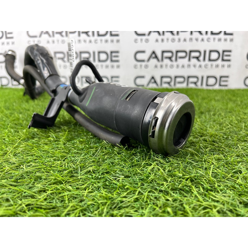 Горловина топливного бака (топливная система) Jeep Cherokee KL 2019 52030325ab