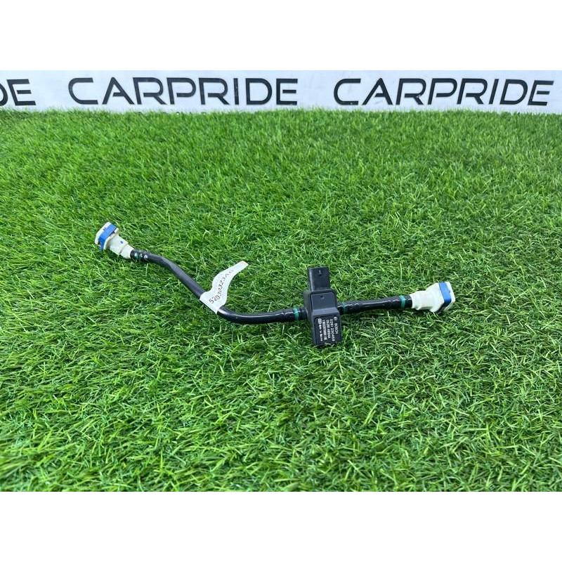 Клапан вентиляции топливного бака (топливная система) Jeep Cherokee KL 2019 52030323AB