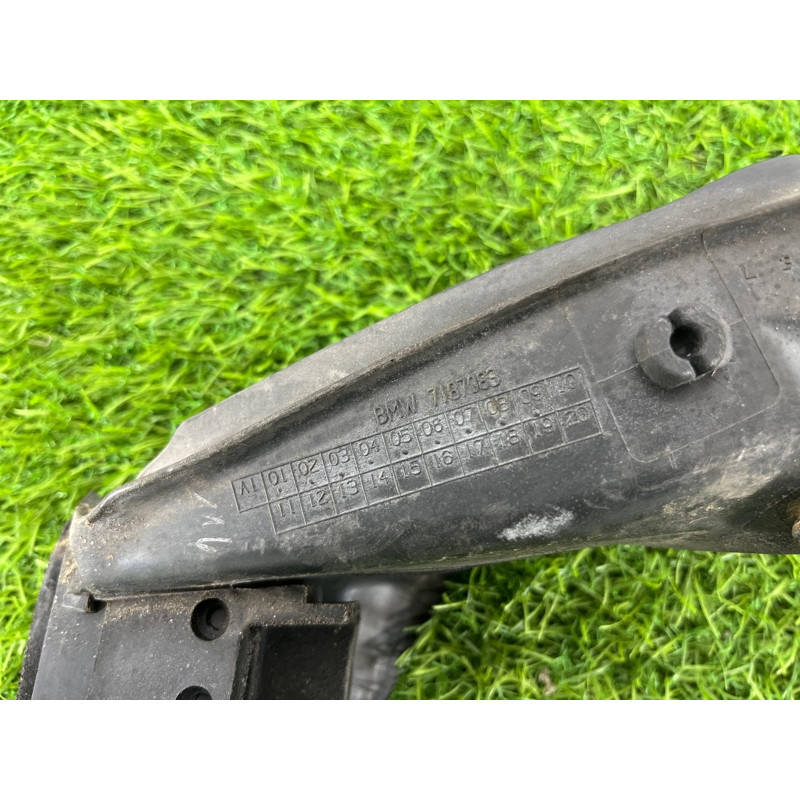 Внутрішній молдинг скла (зовнішні елементи кузова) BMW 3-series E93 2010 3.0 N52 51337187083