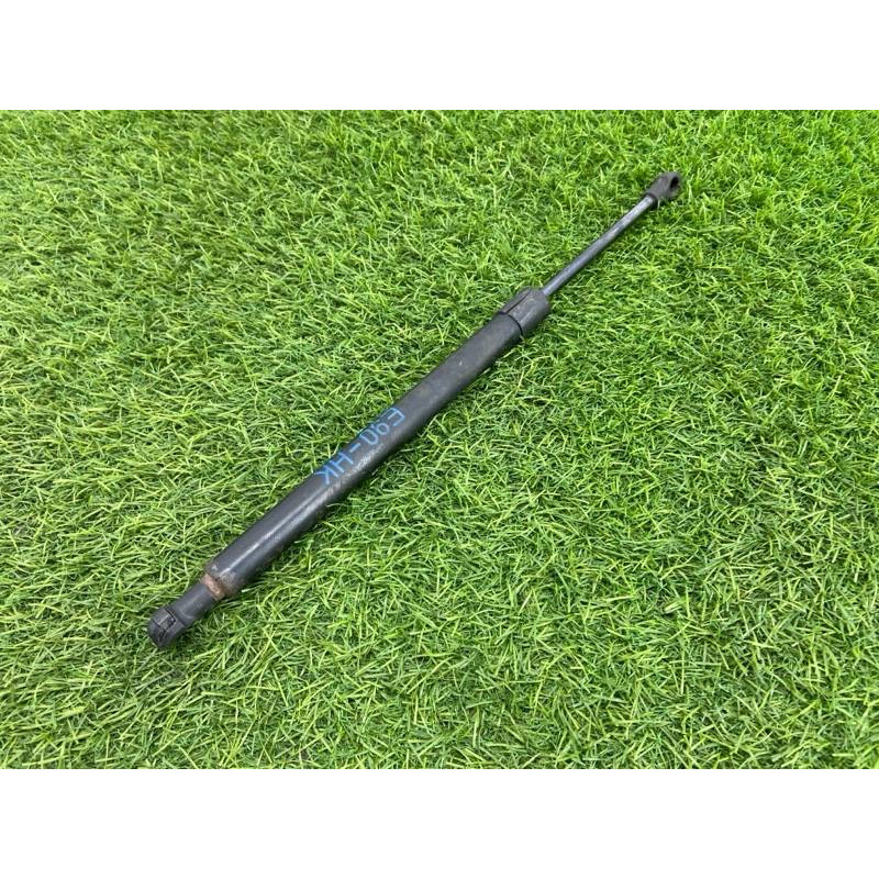 Амортизатор багажника (кузов и элементы) BMW 3-series E90 2006 N46B20 51247250308