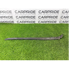 Молдинг лобового стекла