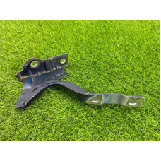 Петля капота