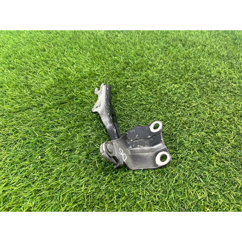 Петля капота (кузов и элементы) Mazda 6 GH 2008 2.0 RF7J GS1D52410A