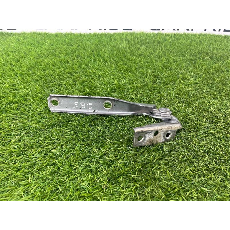 Петля капота (кузов и элементы) Volkswagen Passat B5 2003 2.5 AKN 3B0823302A