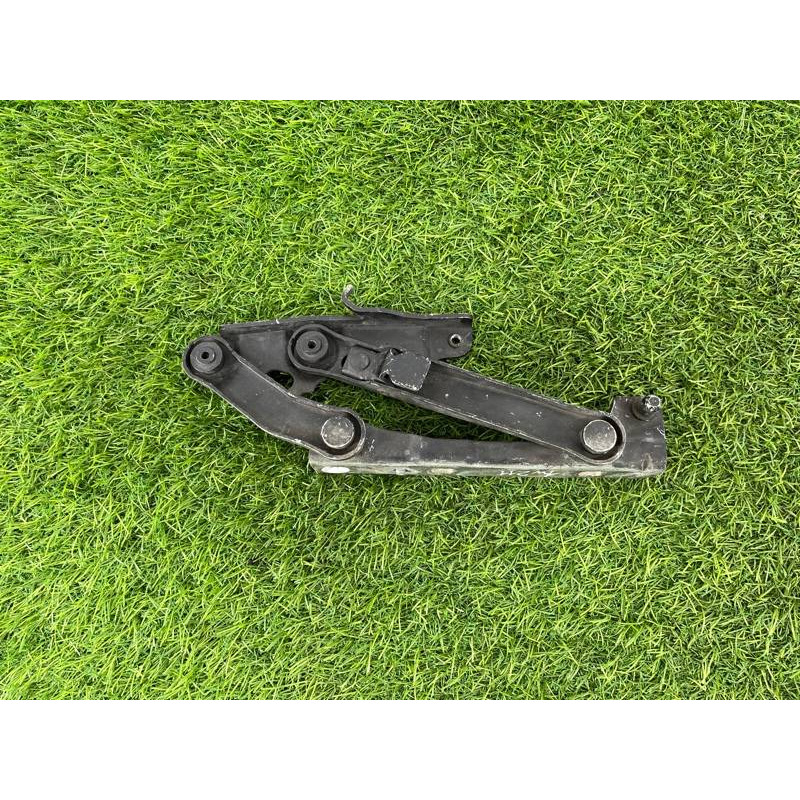 Петля капота (кузов и элементы) Mercedes-Benz E-class W211 2006 3.2 M112.946 A2118800128