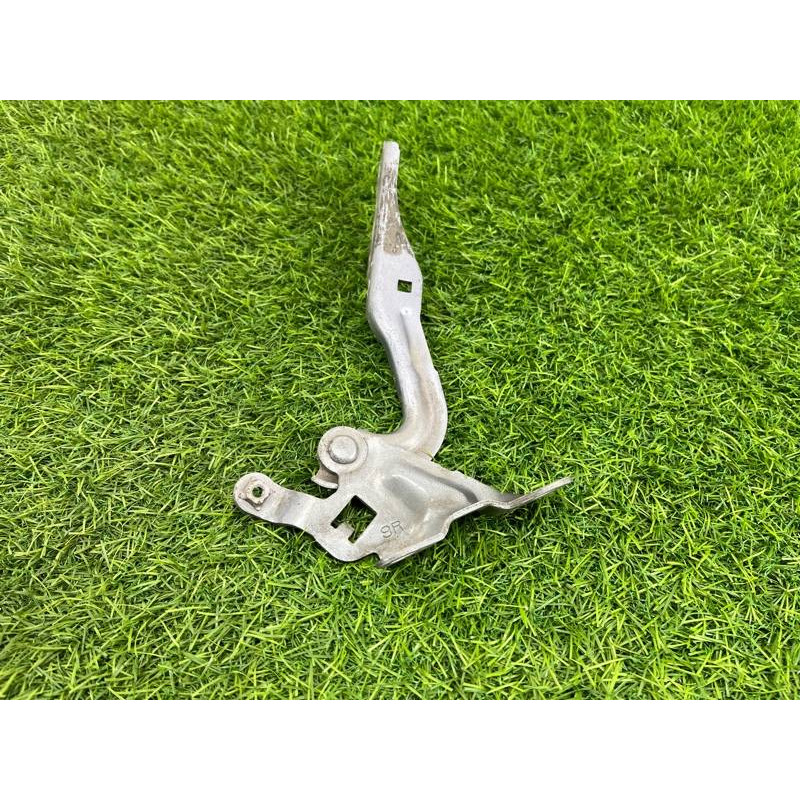 Петля капота (кузов и элементы) Mazda 6 GG 2004 2.0 RF5 GJ6A52410A