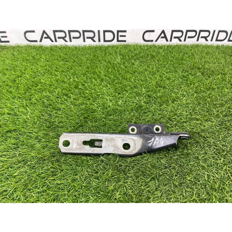 Петля капота (кузов и элементы) AUDI A4 B6 2003 2.0 ALT 8E0823302F