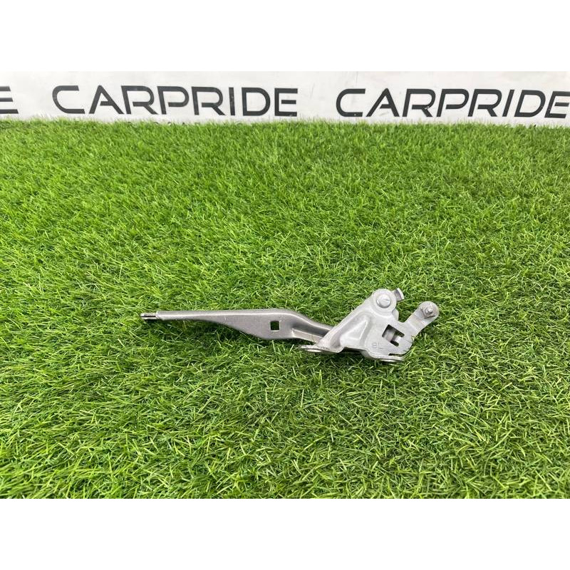 Петля капота (кузов и элементы) Mazda 6 GG 2002 2.0 RF5 GJ6A52420A